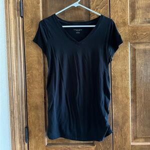 Liz Lange Maternity Black Short Sleeve Tee Shirt - Women's Size Medium